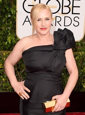 patricia arquette boobs|Patricia Arquette’s Measurements: Bra Size, Height, Weight and。